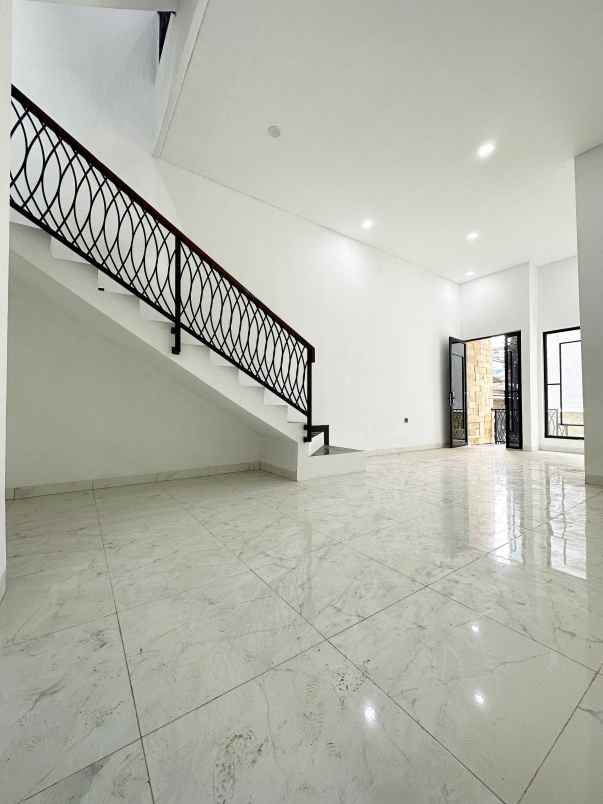 dijual rumah condet kramatjati