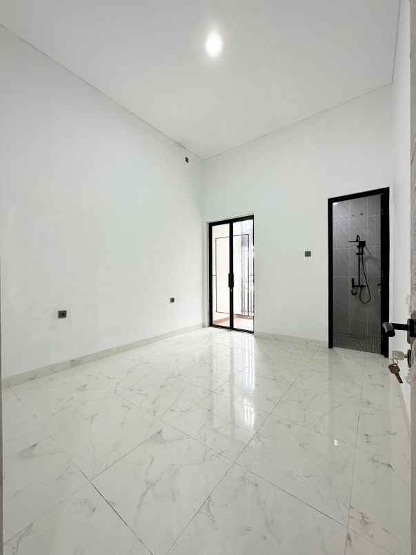 dijual rumah condet kramatjati