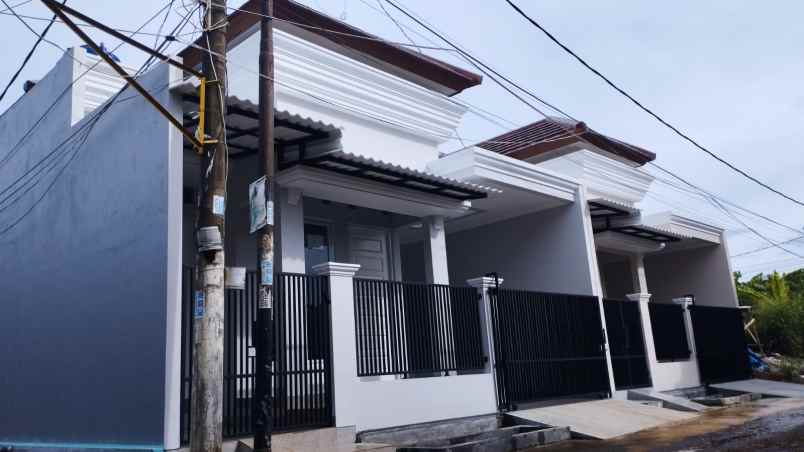 dijual rumah curug
