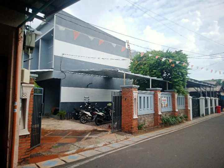 dijual rumah dalam komplek di duren sawit