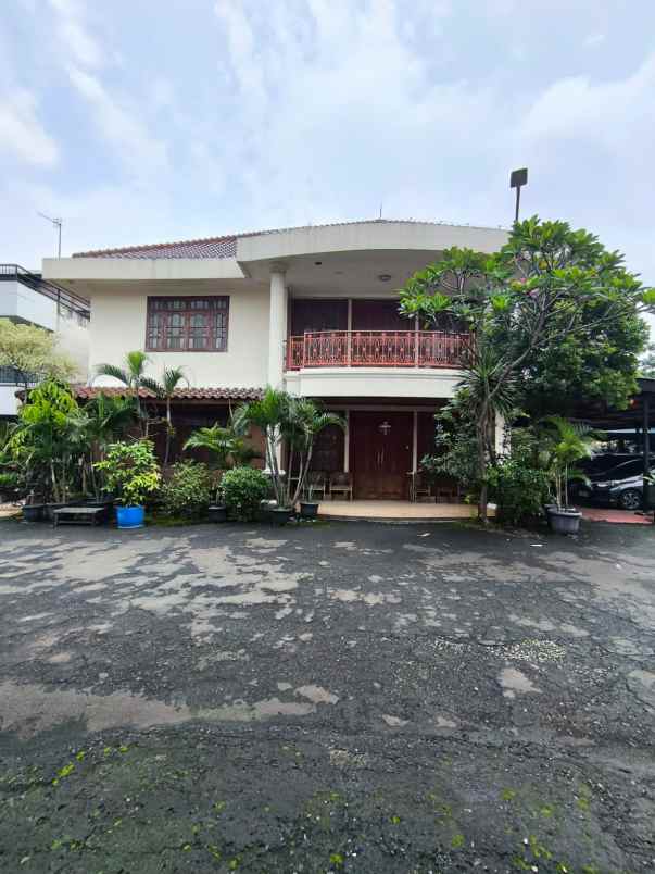 dijual rumah dan ruko di jatinegara jakarta timur