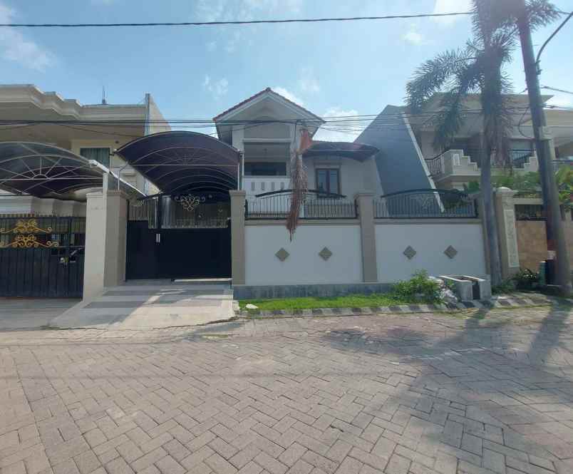 dijual rumah dharmahusada mas