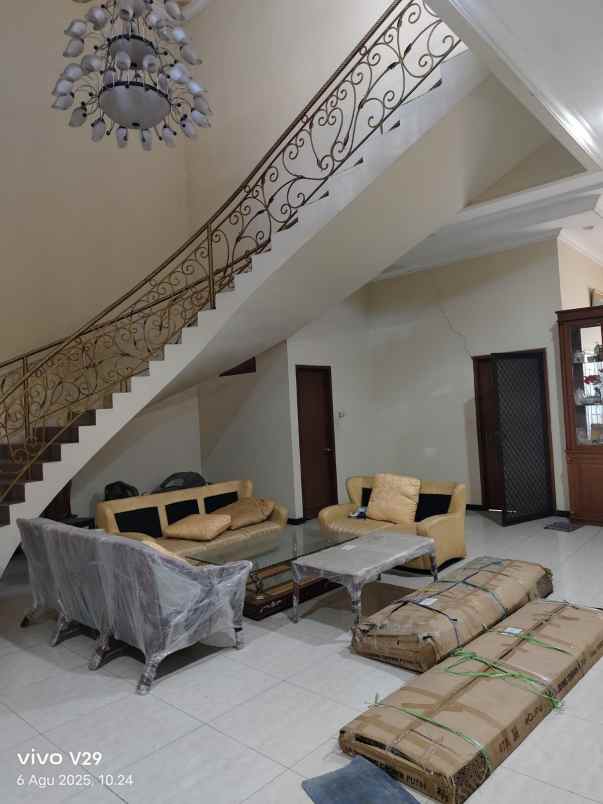 dijual rumah dharmahusada mas mulyorejo