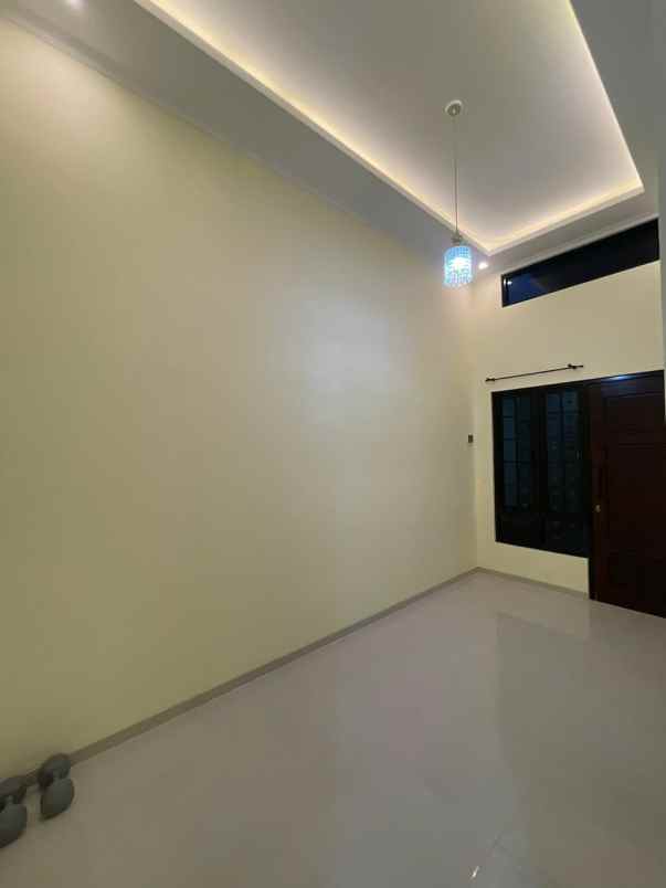 dijual rumah di arya mukti pedurungan semarang