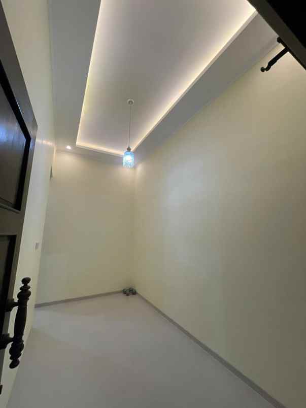 dijual rumah di arya mukti pedurungan semarang