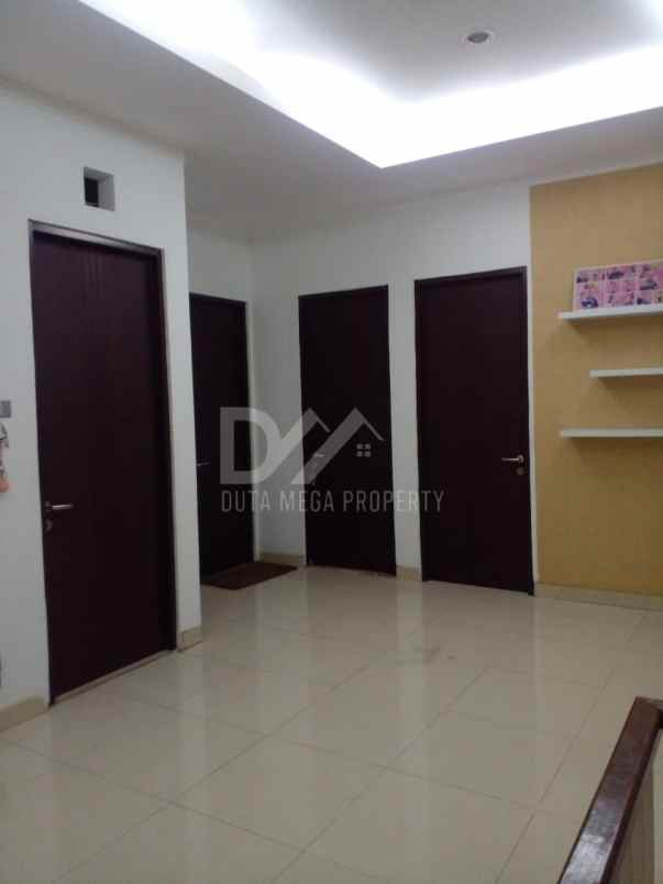 dijual rumah di bintaro