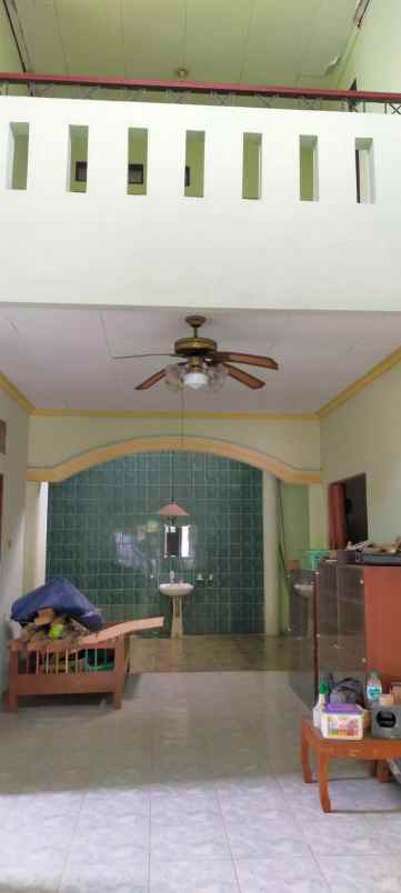 dijual rumah di daerah kemang pratama
