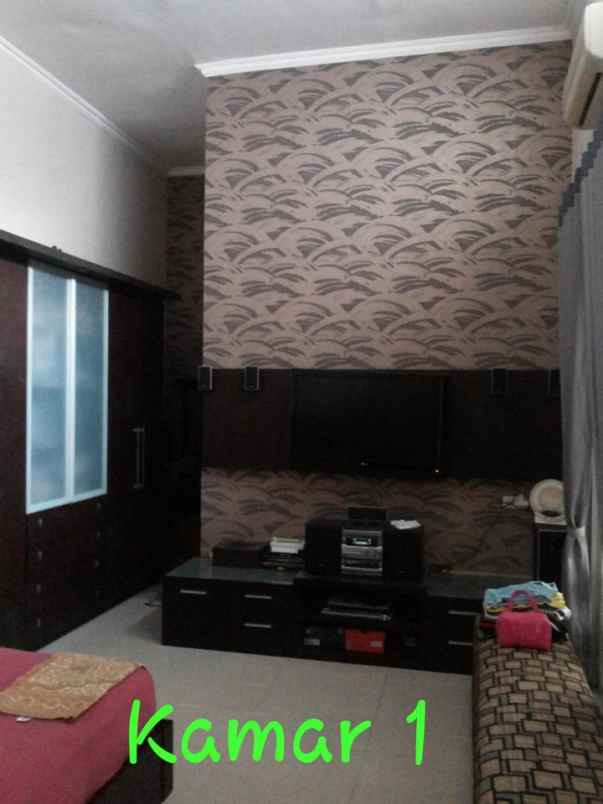 dijual rumah di de cassablanca