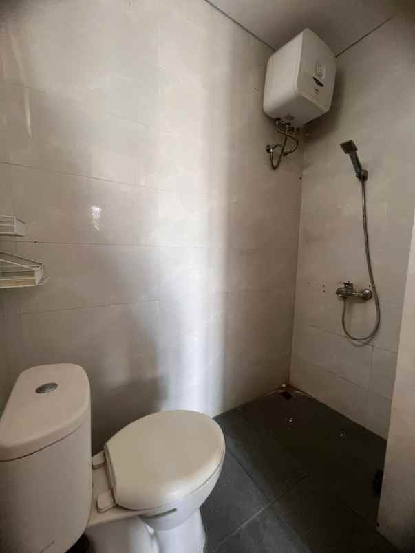 dijual rumah di gedongan colomadu karanganyar