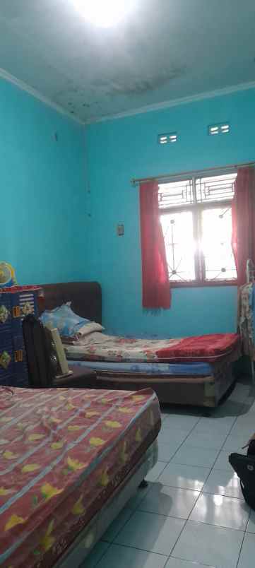 dijual rumah di gg tampomas kota cirebon