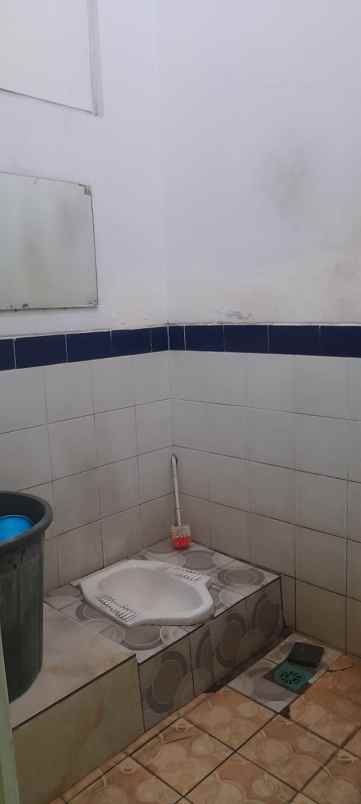 dijual rumah di gg tampomas kota cirebon