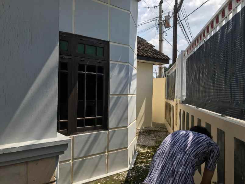 dijual rumah di gumpang sukoharjo
