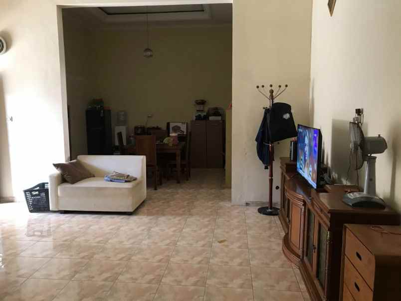 dijual rumah di gumpang sukoharjo