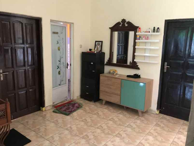 dijual rumah di gumpang sukoharjo