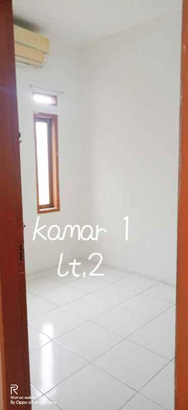 dijual rumah di jl pasirluhur gg lugay no 500 rt 05 11