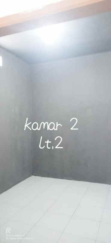 dijual rumah di jl pasirluhur gg lugay no 500 rt 05 11