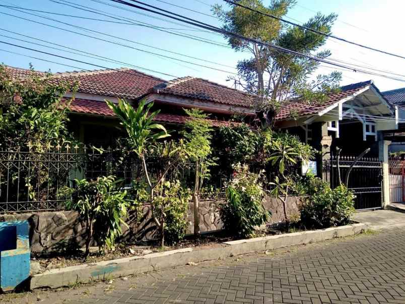 dijual rumah di manyar indah dekat merr galaxy mall