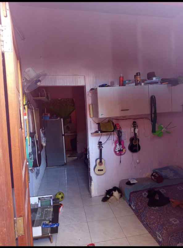 dijual rumah di sememi jaya 5 utara blok 3 no 8