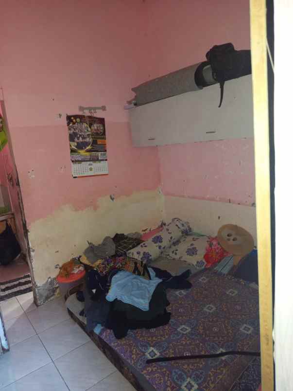 dijual rumah di sememi jaya 5 utara blok 3 no 8