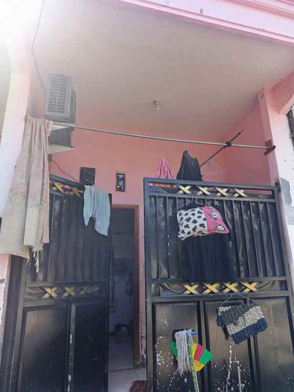 dijual rumah di sememi jaya 5 utara blok 3 no 8