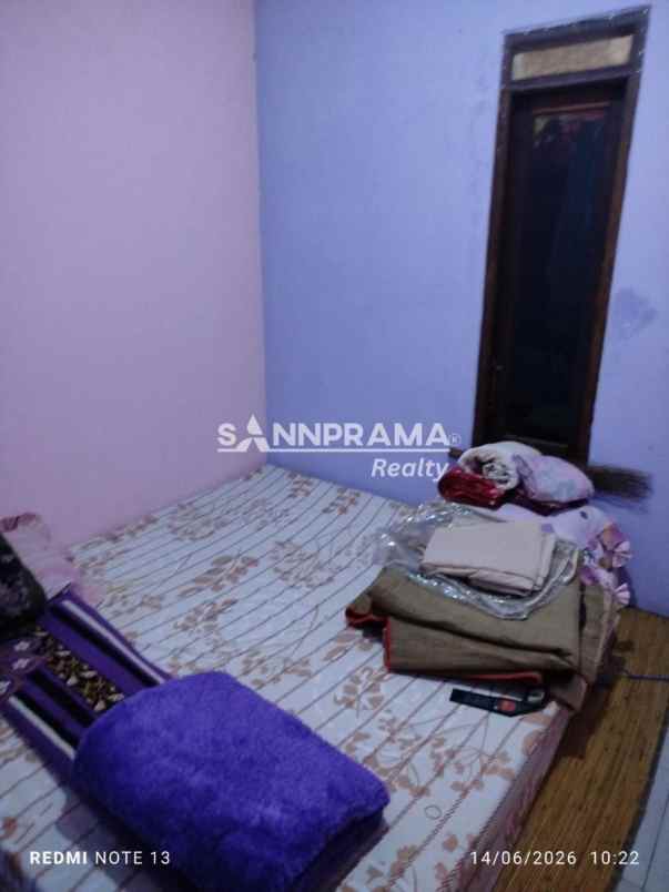 dijual rumah diapit 2 akses tol di pancoran mas depok