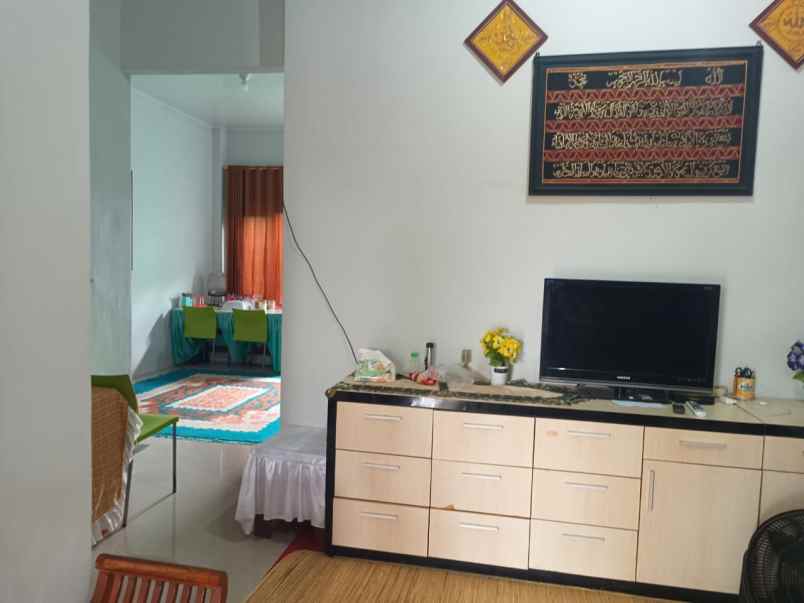 dijual rumah dijual rumah di jl prona 3