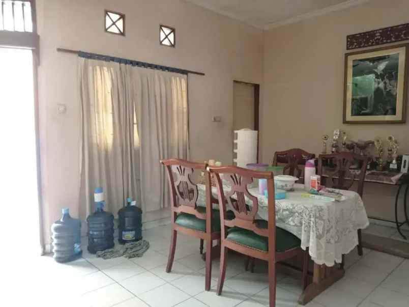 dijual rumah duren sawit