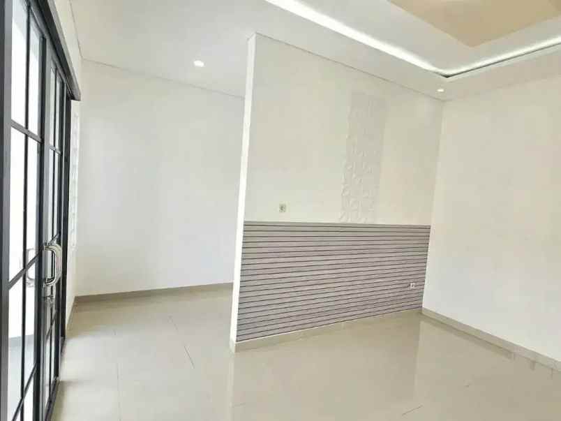 dijual rumah duren sawit