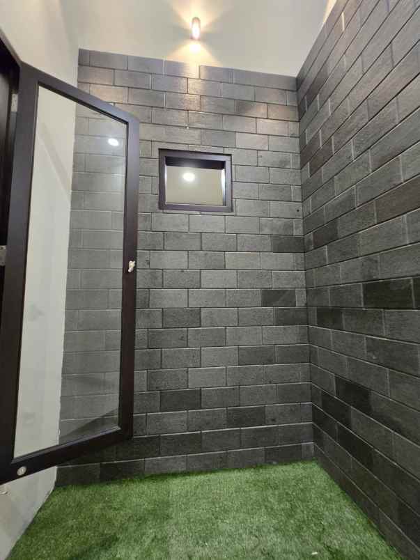 dijual rumah duren sawit jakarta