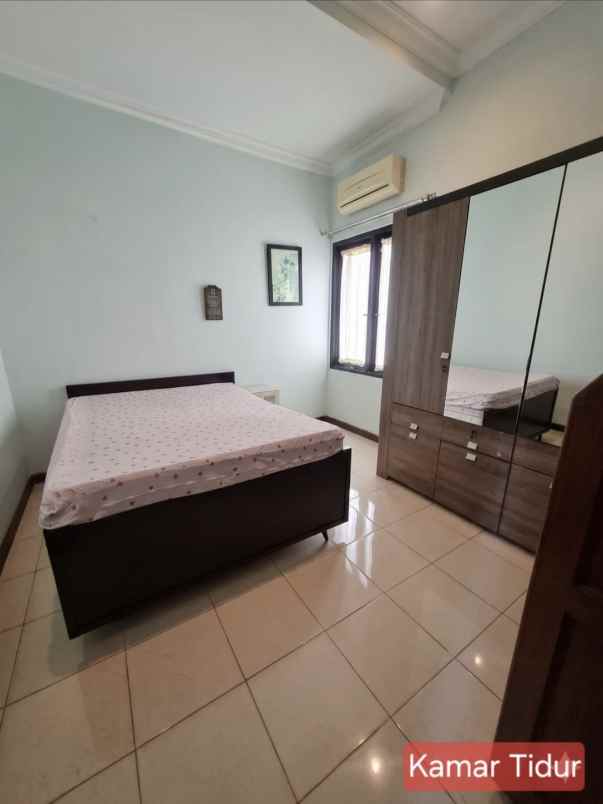 dijual rumah full furnished di tambak gringsing tengah