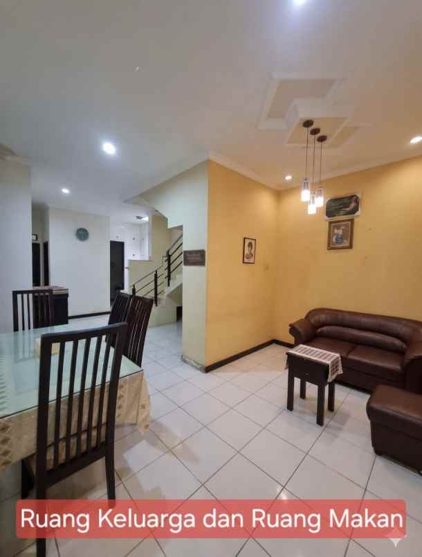 dijual rumah full furnished di tambak gringsing tengah