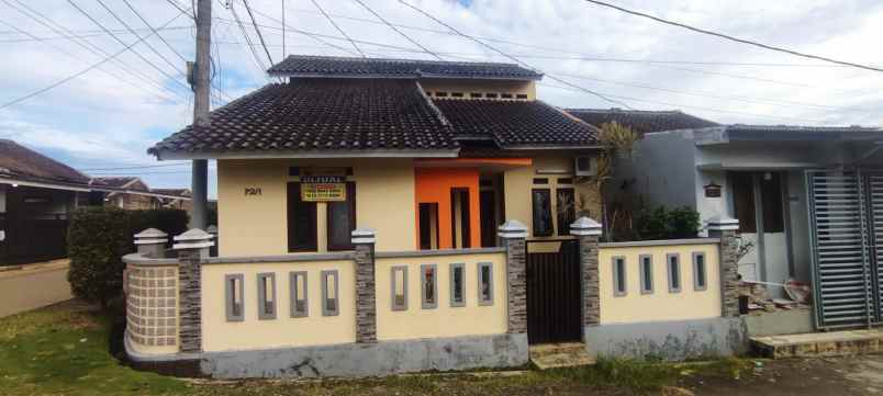 dijual rumah furnished cikembar sukabumi