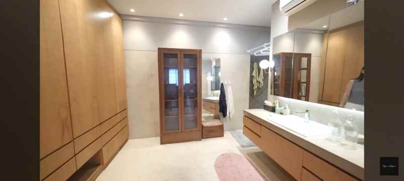 dijual rumah gading serpong cluster