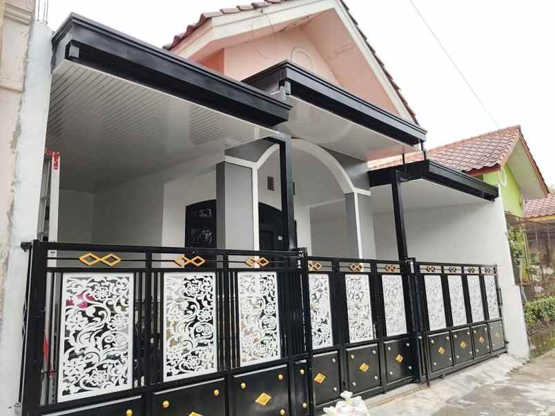 dijual rumah gamping