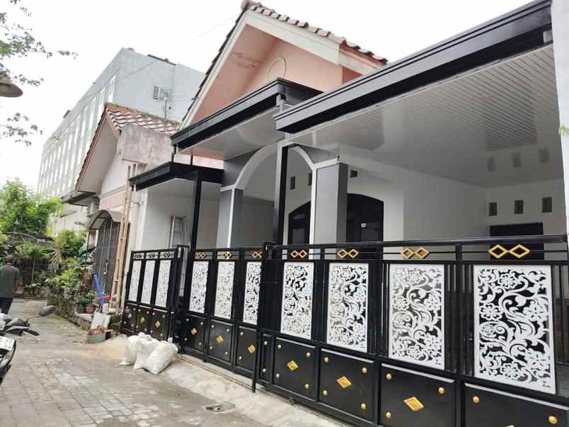 dijual rumah gamping