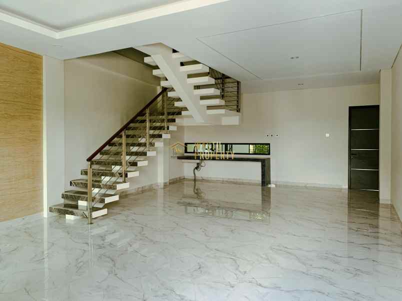 dijual rumah gedongan bangunjiwo