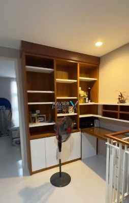 dijual rumah grand island