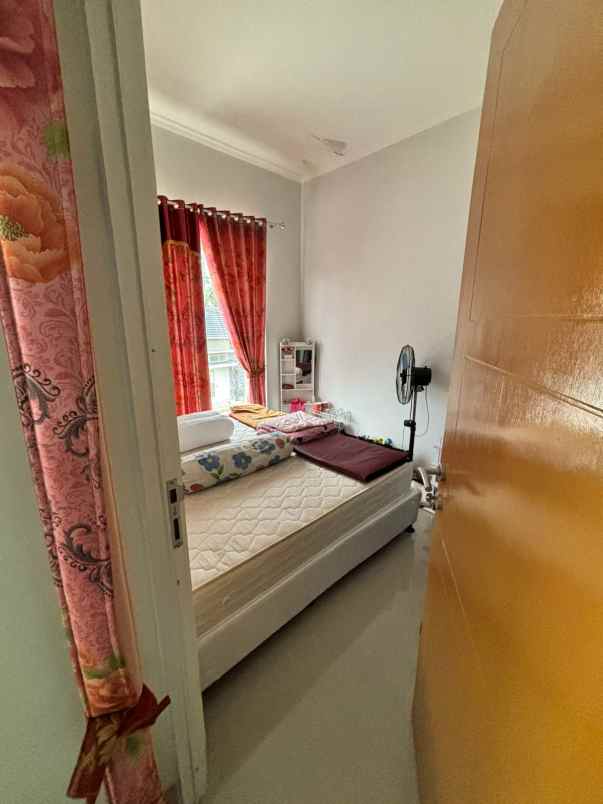 dijual rumah grand mekarsari