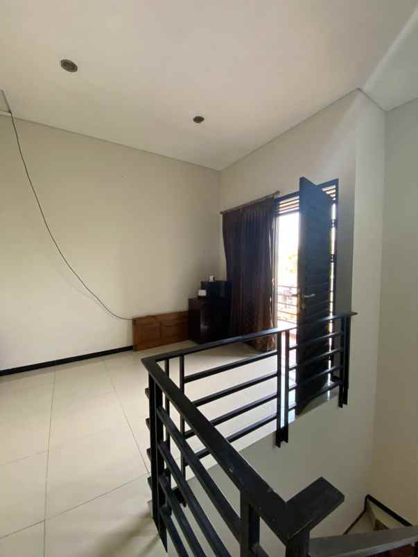 dijual rumah grand sharon residence