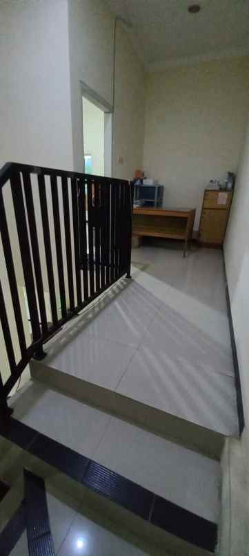 dijual rumah green nirvana