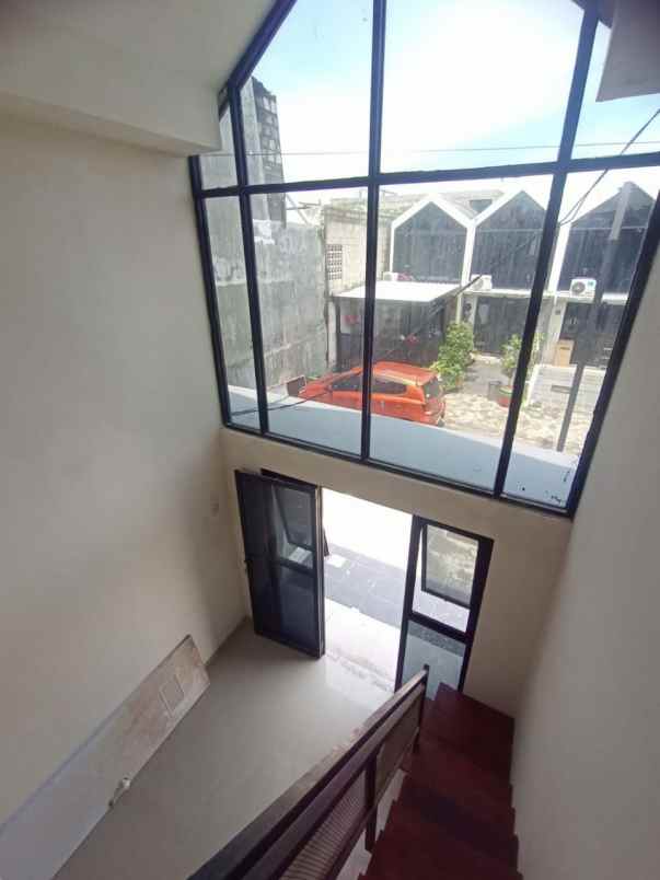 dijual rumah green terecce