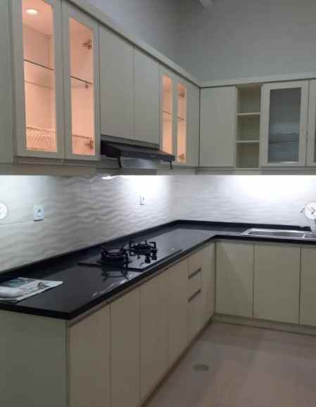 dijual rumah griya asri pakuwon city