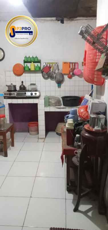 dijual rumah harapan indah