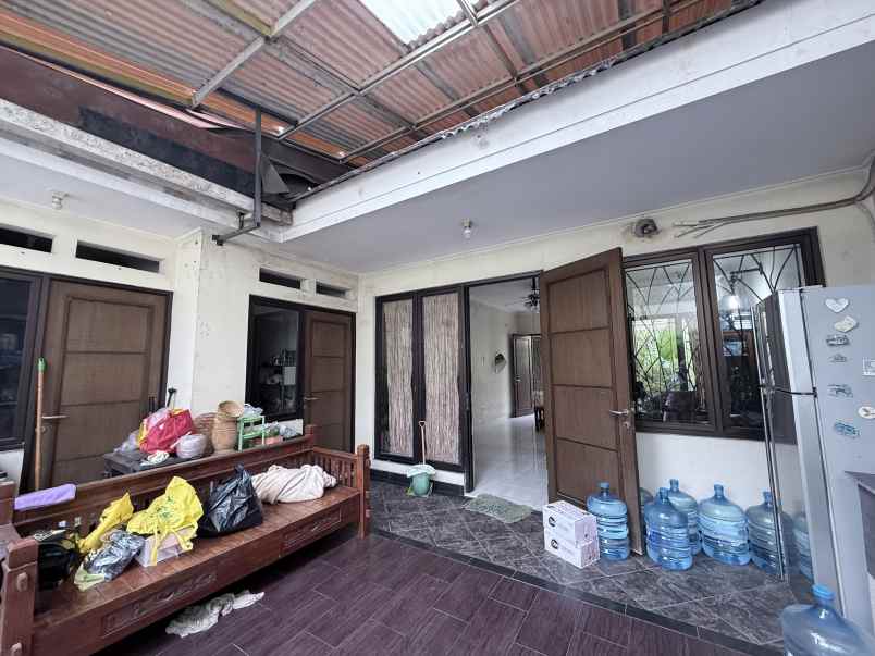 dijual rumah harapan indah