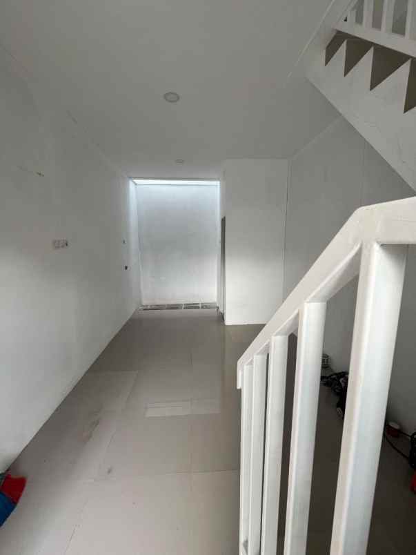 dijual rumah jagakarsa