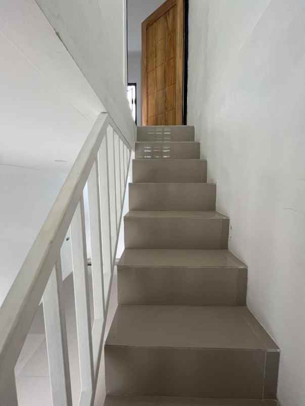 dijual rumah jagakarsa