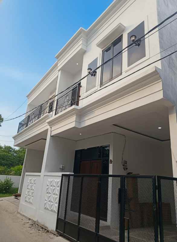 dijual rumah jagakarsa