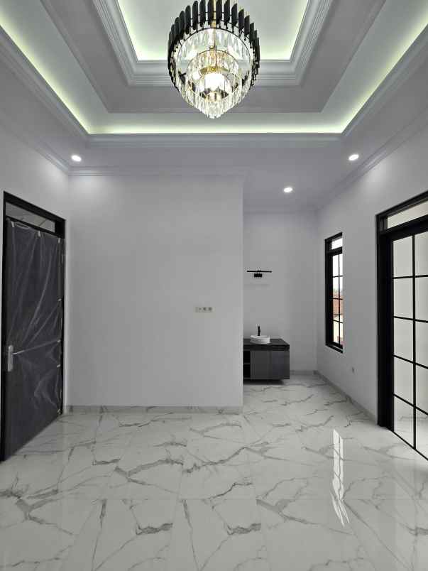 dijual rumah jagakarsa jakarta selatan