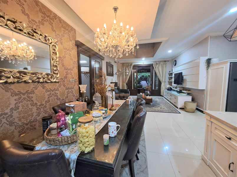 dijual rumah jakarta timur duren sawit