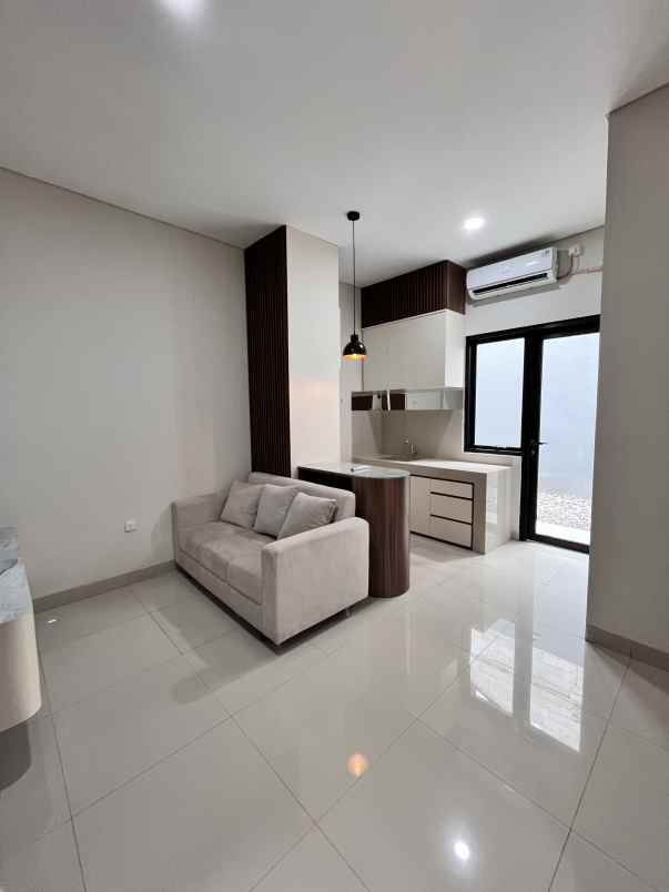 dijual rumah jalan benda barat 2 benda